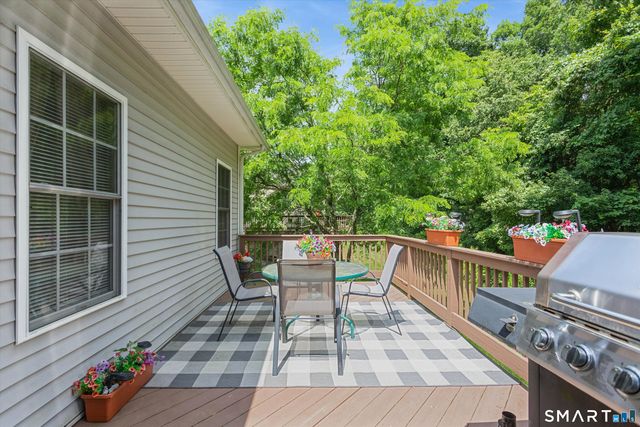111 Pondview Circle, Beacon Falls, CT 06403