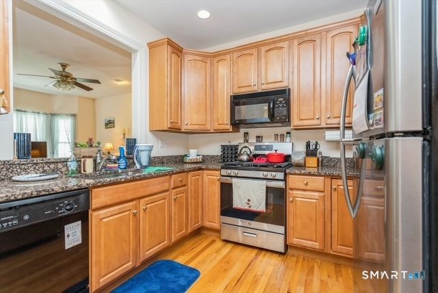 111 Pondview Circle, Beacon Falls, CT 06403