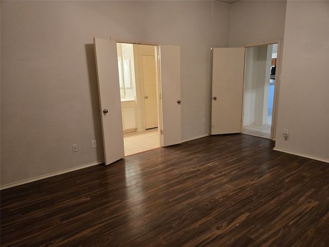 606 Zollman Court, Lancaster, TX 75146