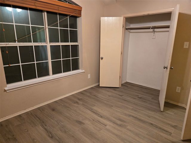 606 Zollman Court, Lancaster, TX 75146