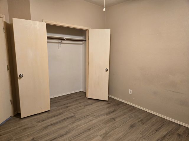 606 Zollman Court, Lancaster, TX 75146