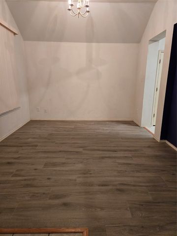 606 Zollman Court, Lancaster, TX 75146