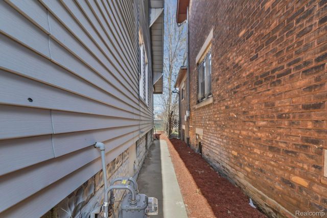 1532 Woodmere Street, Detroit, MI 48209