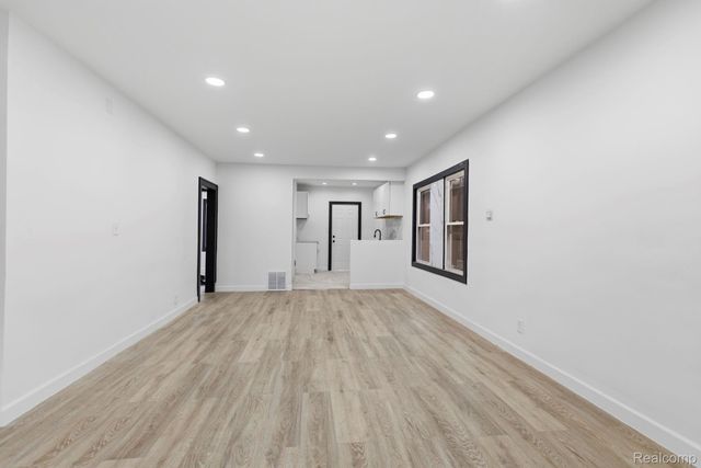 1532 Woodmere Street, Detroit, MI 48209