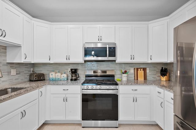 6187 Red Maple Manor, Vero Beach, FL 32966