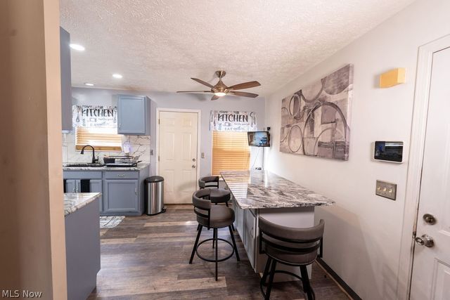 444 Sunshine Avenue, Youngstown, OH 44505