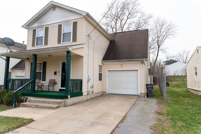 444 Sunshine Avenue, Youngstown, OH 44505