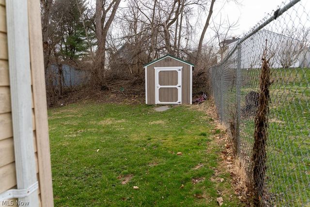 444 Sunshine Avenue, Youngstown, OH 44505