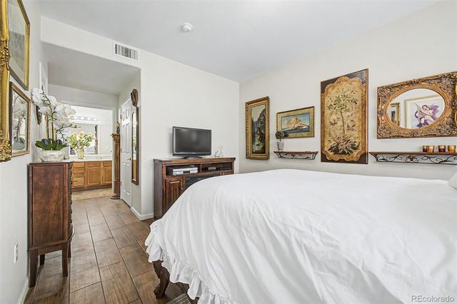 4875 S Balsam Way 7-101, Littleton, CO 80123