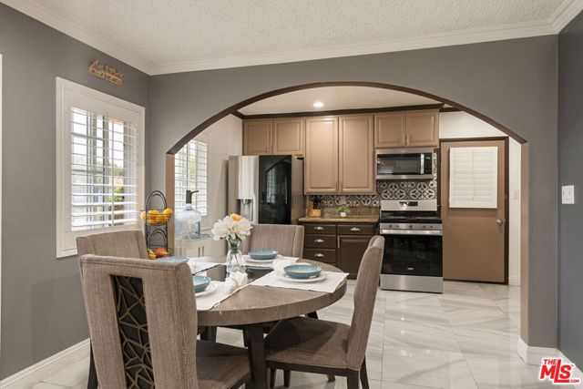 2562 Kurt Avenue, Commerce, CA 90040