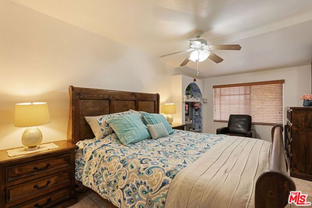 2562 Kurt Avenue, Commerce, CA 90040