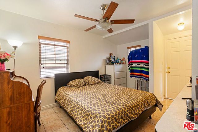 2562 Kurt Avenue, Commerce, CA 90040