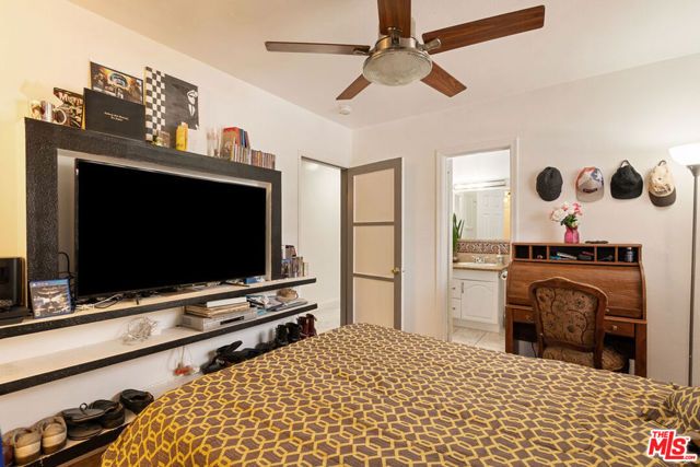2562 Kurt Avenue, Commerce, CA 90040
