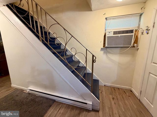 811 LANSDOWNE AVENUE, Camden, NJ 08104