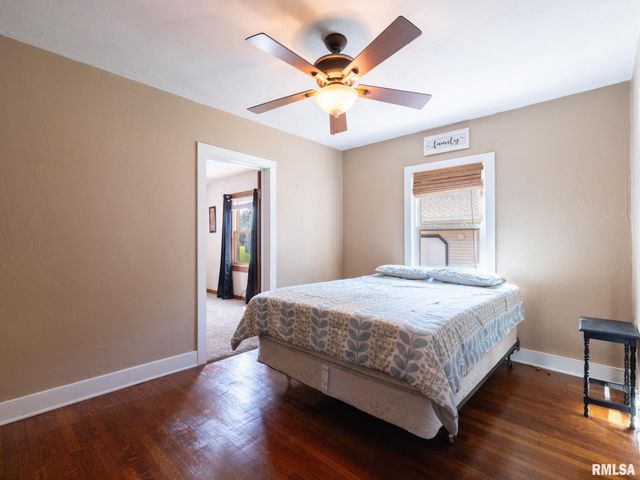 215 Jo Avenue, Germantown Hills, IL 61548