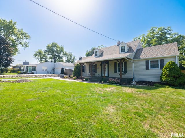 215 Jo Avenue, Germantown Hills, IL 61548