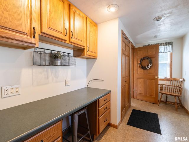 215 Jo Avenue, Germantown Hills, IL 61548