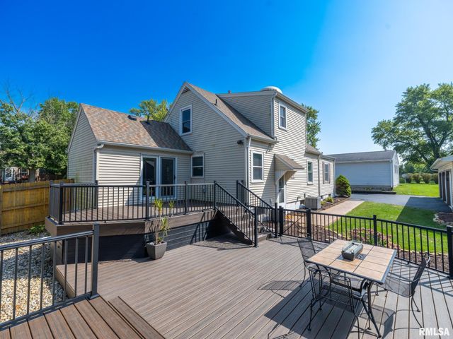 215 Jo Avenue, Germantown Hills, IL 61548