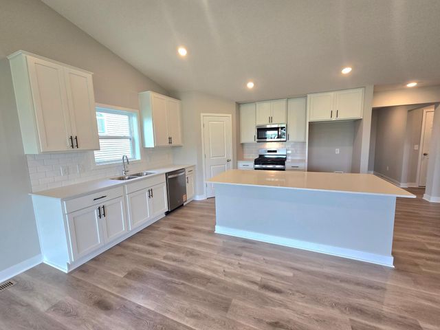 7414 Imperial Way, Elko New Market, MN 55020