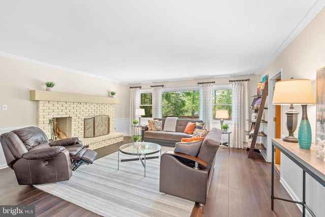 45 W LONG DR, Lawrence Township, NJ 08648
