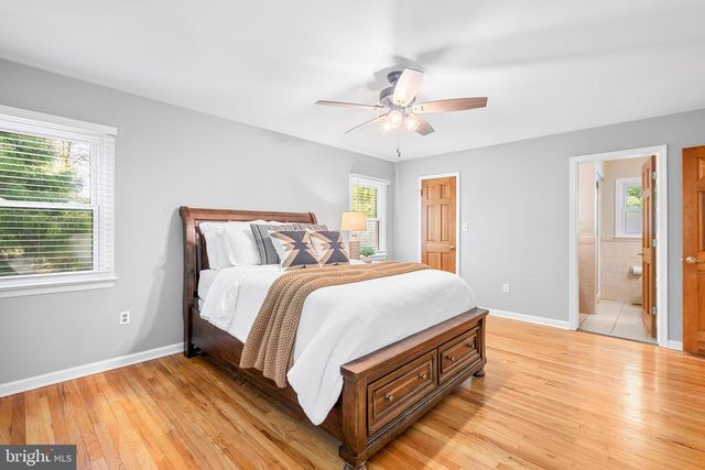 45 W LONG DR, Lawrence Township, NJ 08648