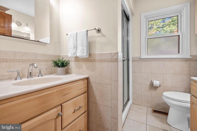 45 W LONG DR, Lawrence Township, NJ 08648