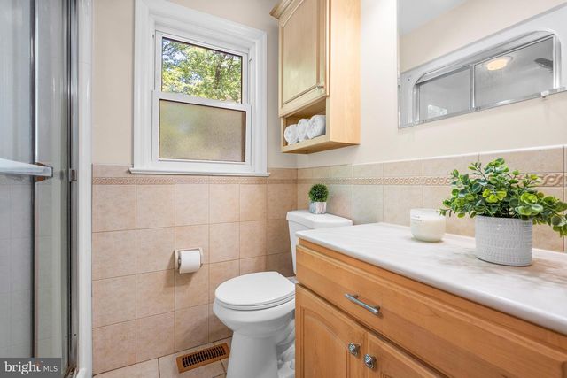 45 W LONG DR, Lawrence Township, NJ 08648