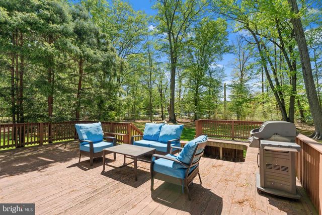 45 W LONG DR, Lawrence Township, NJ 08648