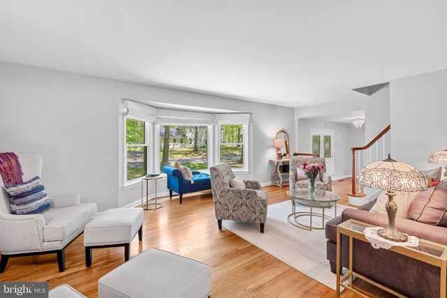 45 W LONG DR, Lawrence Township, NJ 08648