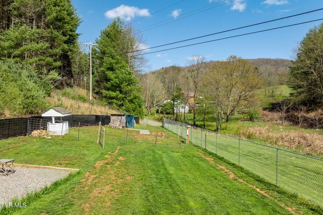 1441 Sugar Creek Road, Laurel Bloomery, TN 37680