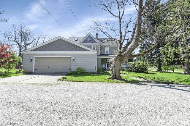 1297 Substation Road, Brunswick, OH 44212