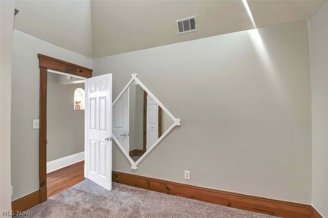 1297 Substation Road, Brunswick, OH 44212