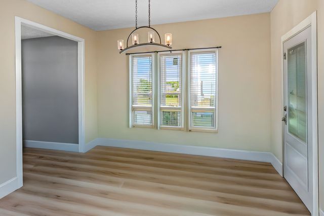 405 Arabian Ln, Springfield, TN 37172