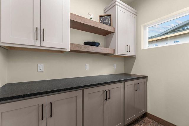 1764 BOBBY JONES DRIVE, De Pere, WI 54115