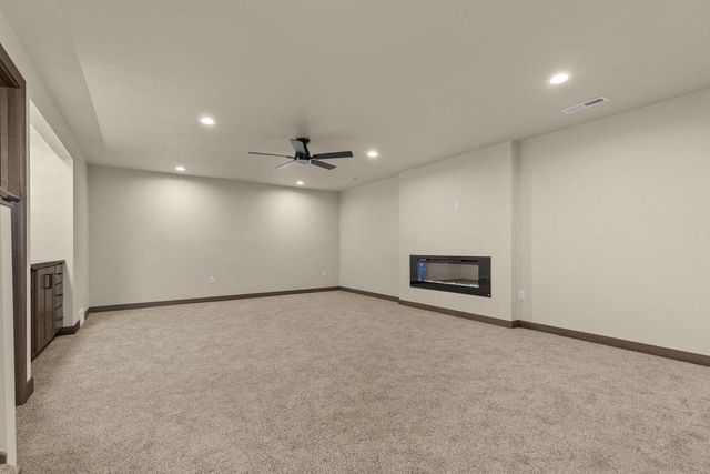 1764 BOBBY JONES DRIVE, De Pere, WI 54115
