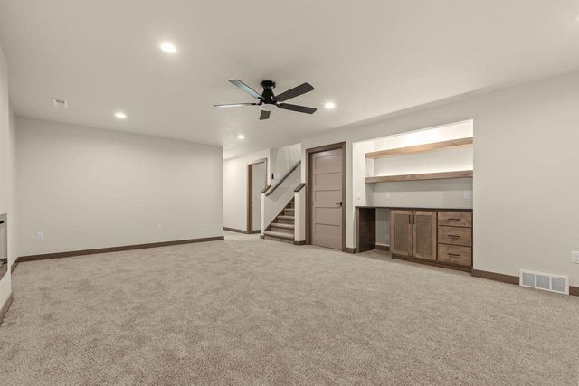 1764 BOBBY JONES DRIVE, De Pere, WI 54115