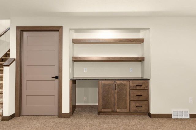 1764 BOBBY JONES DRIVE, De Pere, WI 54115