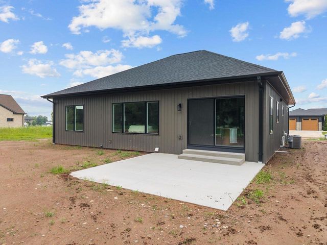 1764 BOBBY JONES DRIVE, De Pere, WI 54115