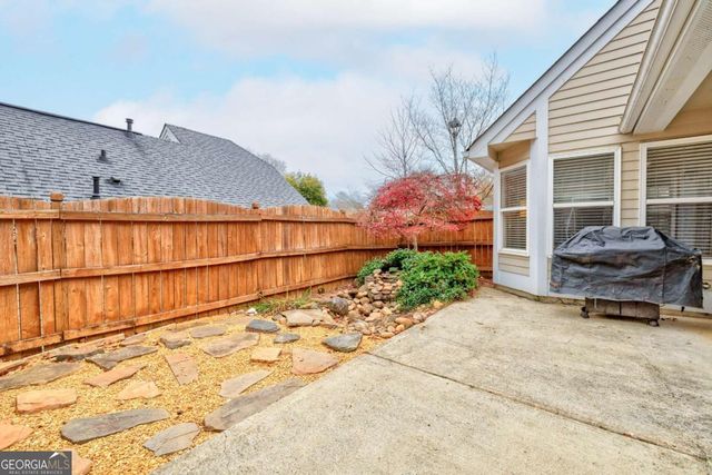 5011 Kathryn Glen Drive, Acworth, GA 30101