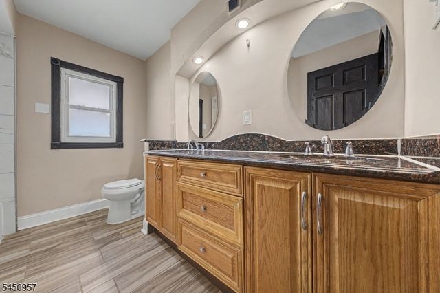 49 Omaha Ave, Rockaway Twp., NJ 07866
