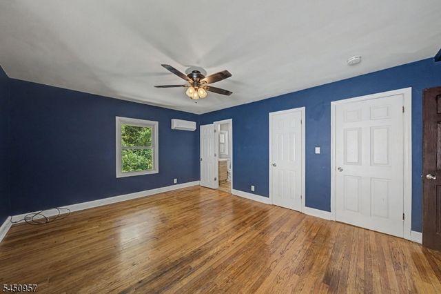 49 Omaha Ave, Rockaway Twp., NJ 07866