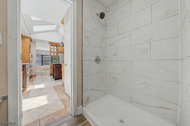 49 Omaha Ave, Rockaway Twp., NJ 07866