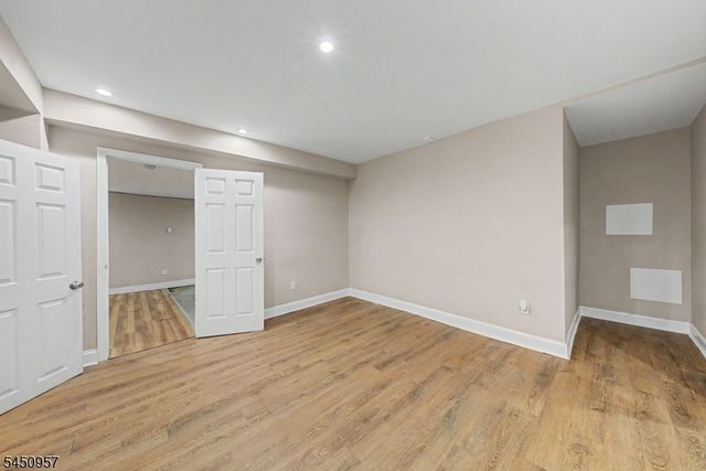 49 Omaha Ave, Rockaway Twp., NJ 07866