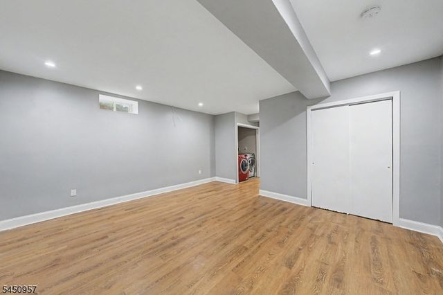 49 Omaha Ave, Rockaway Twp., NJ 07866