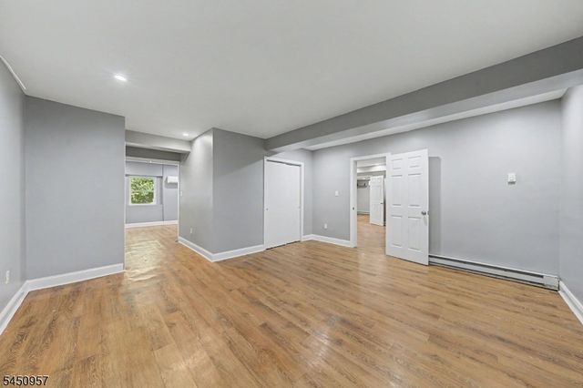 49 Omaha Ave, Rockaway Twp., NJ 07866