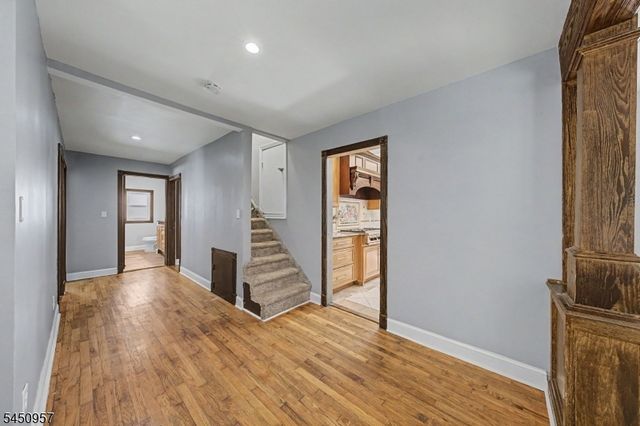 49 Omaha Ave, Rockaway Twp., NJ 07866