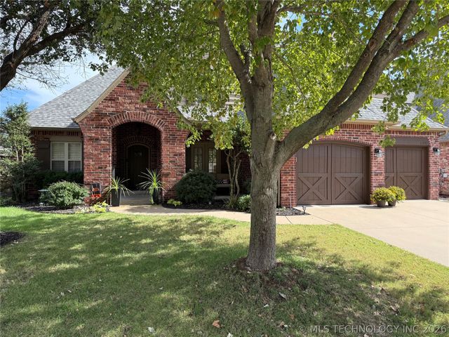 11941 S 88th East Avenue, Bixby, OK 74008