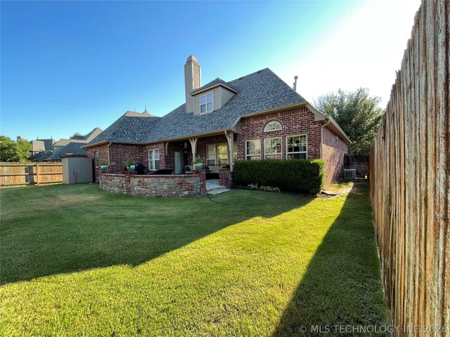 11941 S 88th East Avenue, Bixby, OK 74008