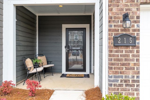 215 Harpers Run Lane, Matthews, NC 28104