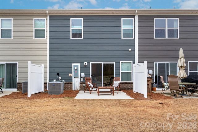 215 Harpers Run Lane, Matthews, NC 28104